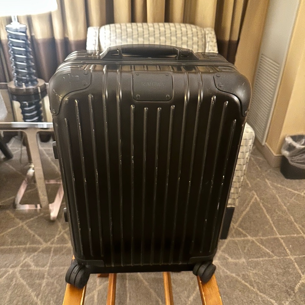 Rimowa original cabin suitcase
